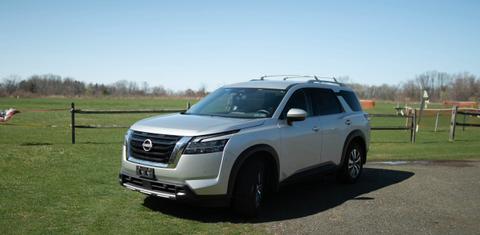 Nissan Pathfinder 2024