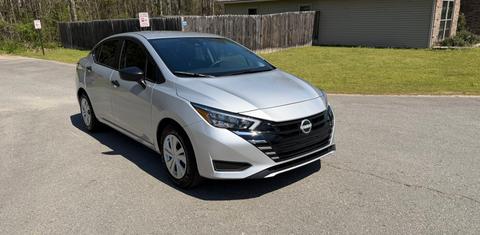Nissan Versa 2025