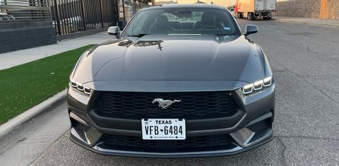 Ford Mustang 2024