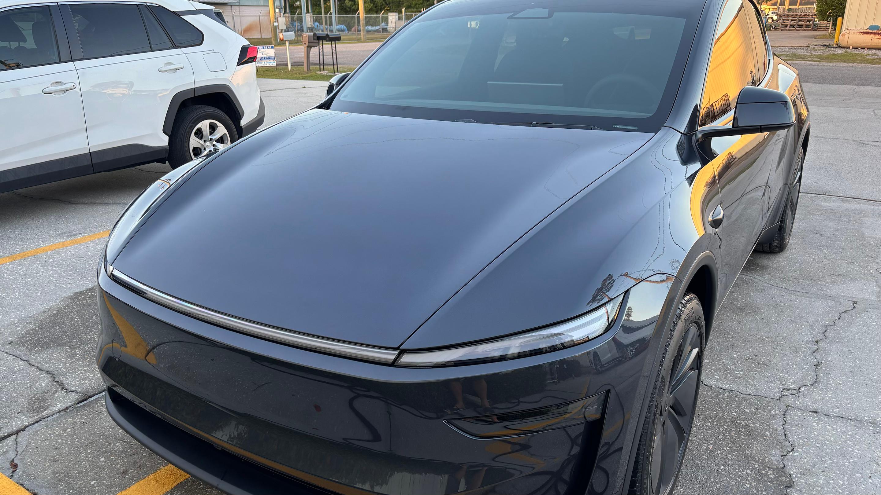 Tesla Model Y 2026 in Panama City Beach, FL