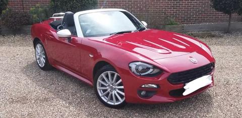 FIAT 124 Spider 2017