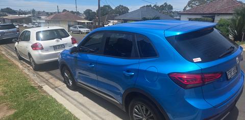 MG ZS 2025