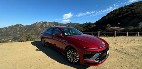 Hyundai Sonata Hybrid 2025