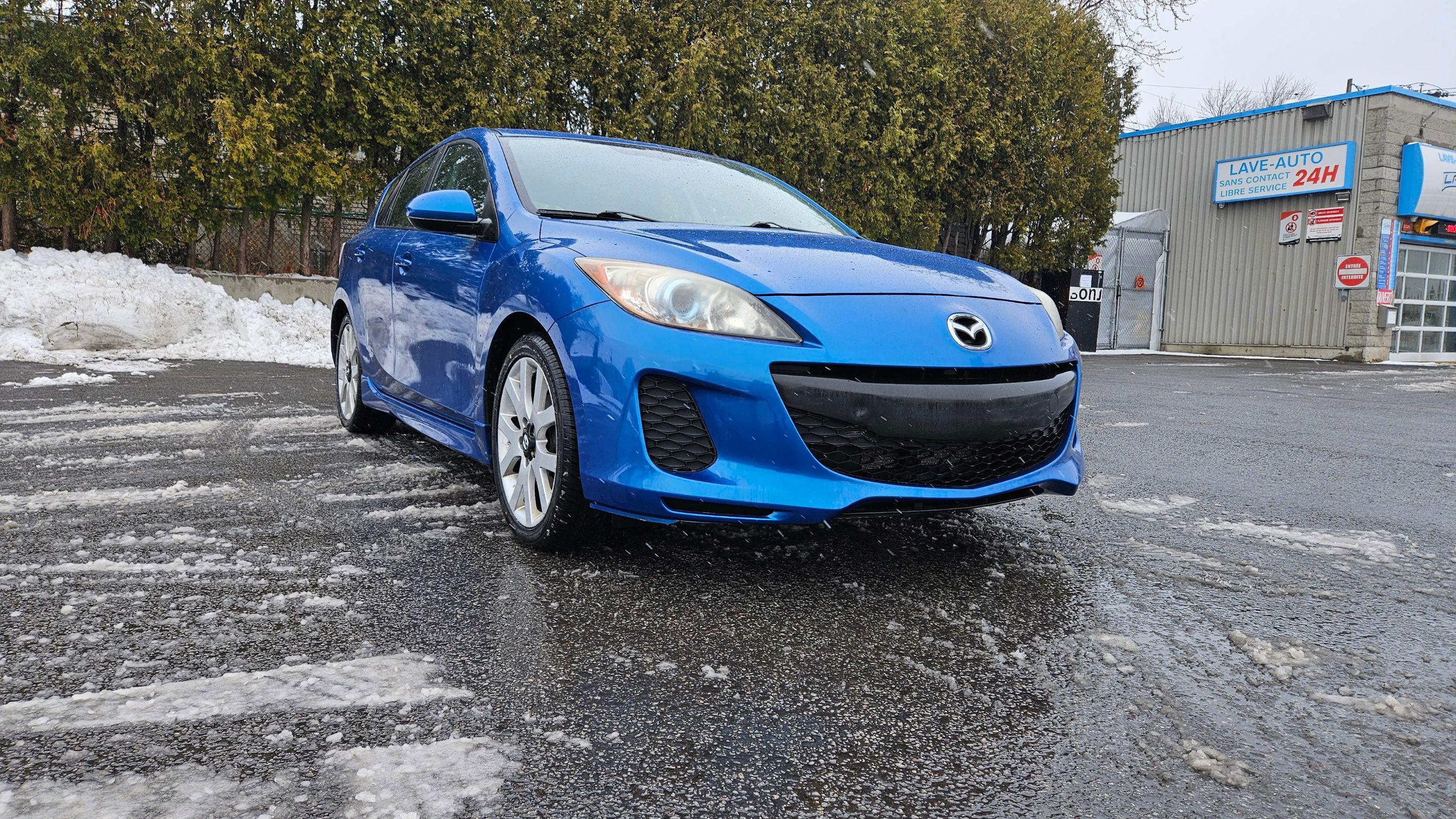 Mazda Mazda3 2012 à Montréal, QC