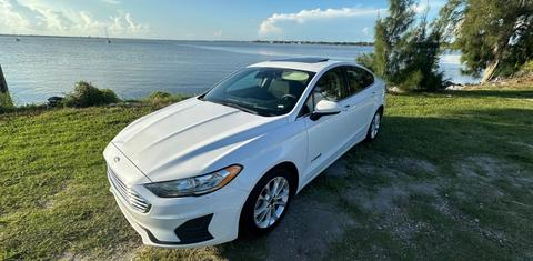 Ford Fusion Hybrid 2019