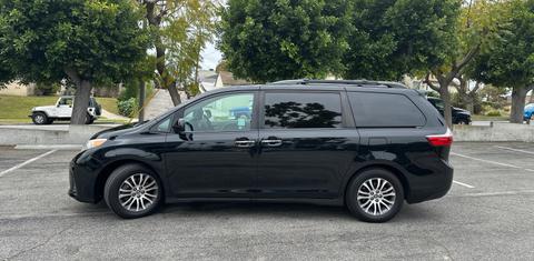 Toyota Sienna 2019