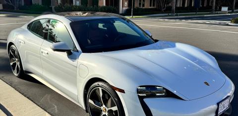 Porsche Taycan 2021