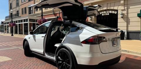 Tesla Model X 2019