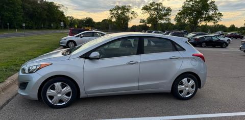 Hyundai Elantra GT 2017