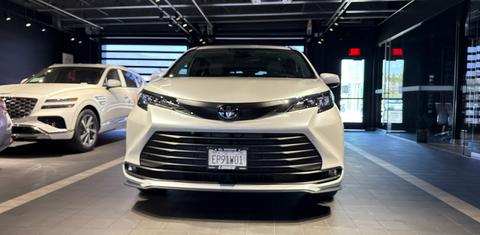 Toyota Sienna 2026