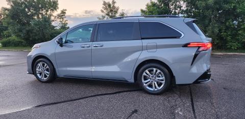 Toyota Sienna 2023