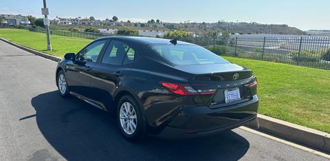Toyota Camry Hybrid 2025