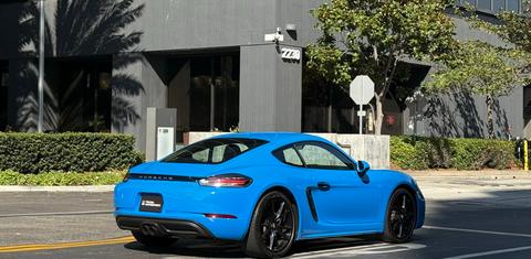 Porsche 718 Cayman 2022