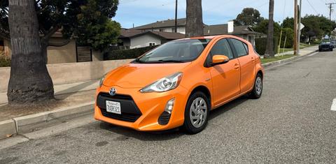 Toyota Prius c 2016