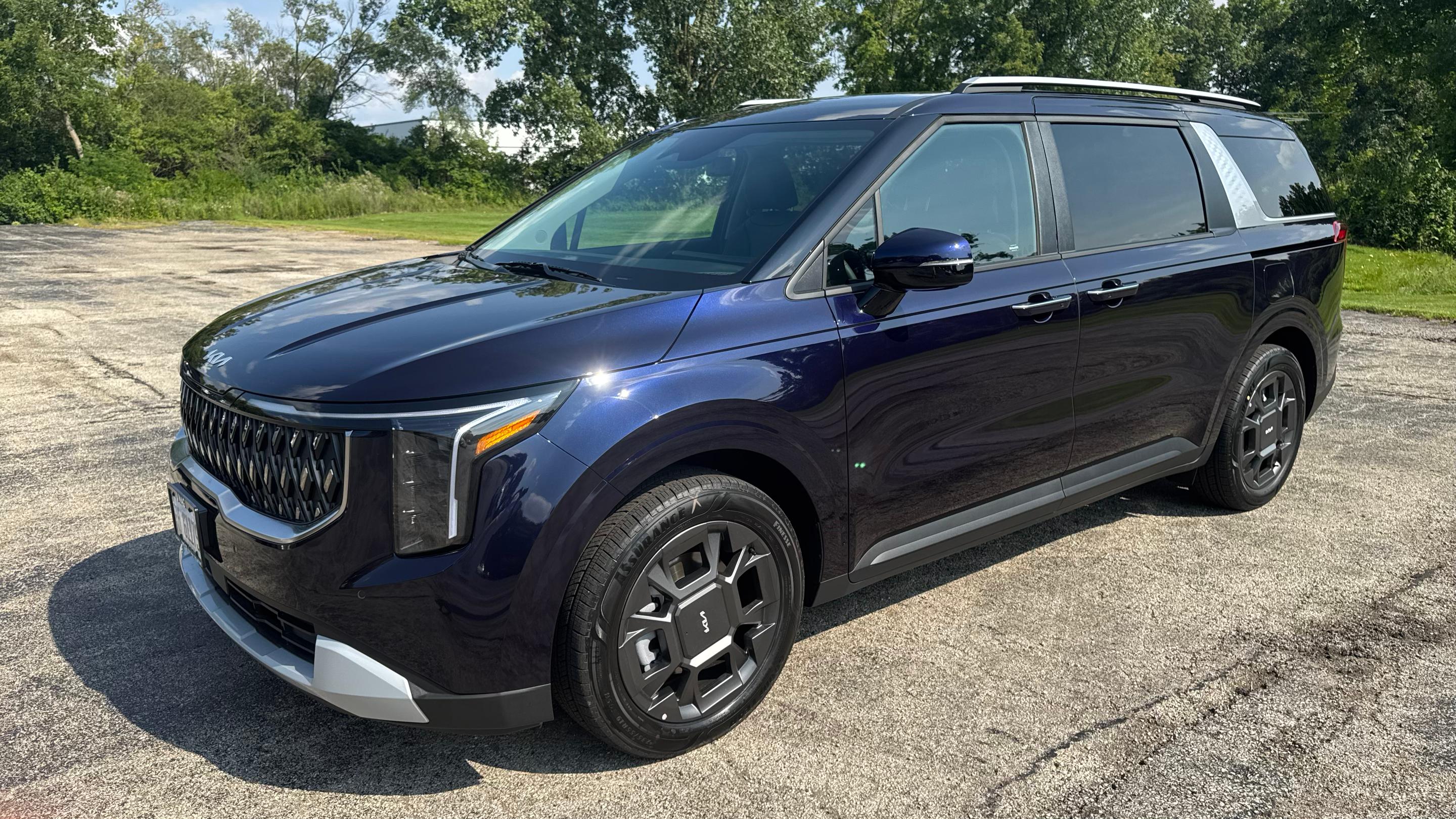 Kia Carnival Hybrid 2026 in Elgin, IL