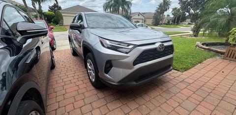 Toyota RAV4 2025