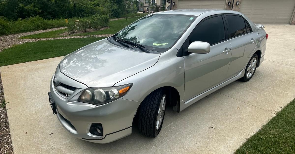 Toyota Corolla 2012 rental in Romulus, MI by Nadine B. Turo