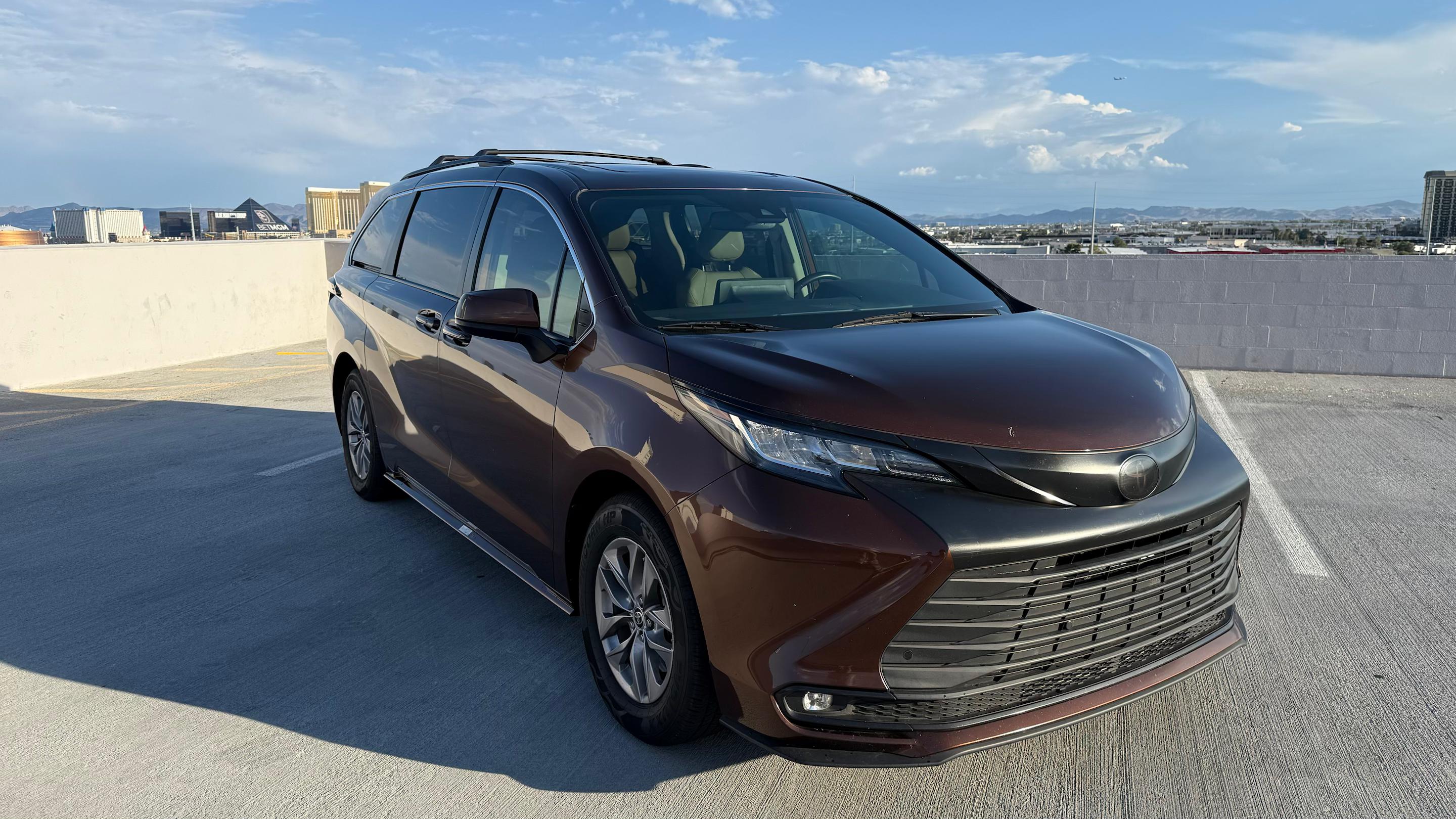 Toyota Sienna 2022 in Las Vegas, NV