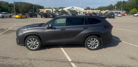 Toyota Highlander Hybrid 2022