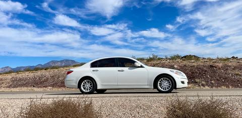 Hyundai Genesis 2011