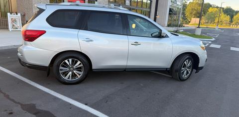 Nissan Pathfinder 2017