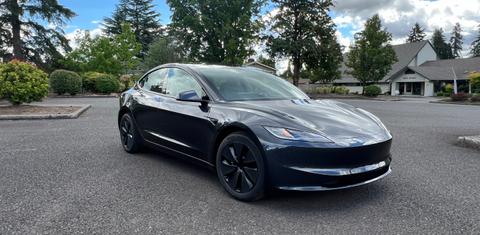 Tesla Model 3 2024