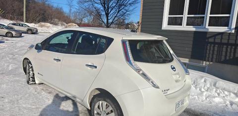 Nissan LEAF 2016
