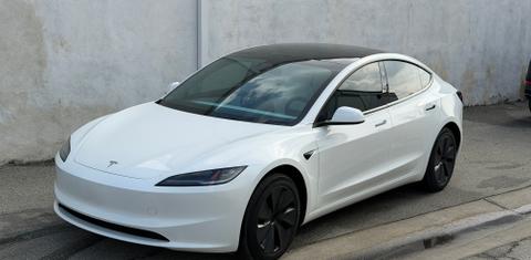 Tesla Model 3 2024