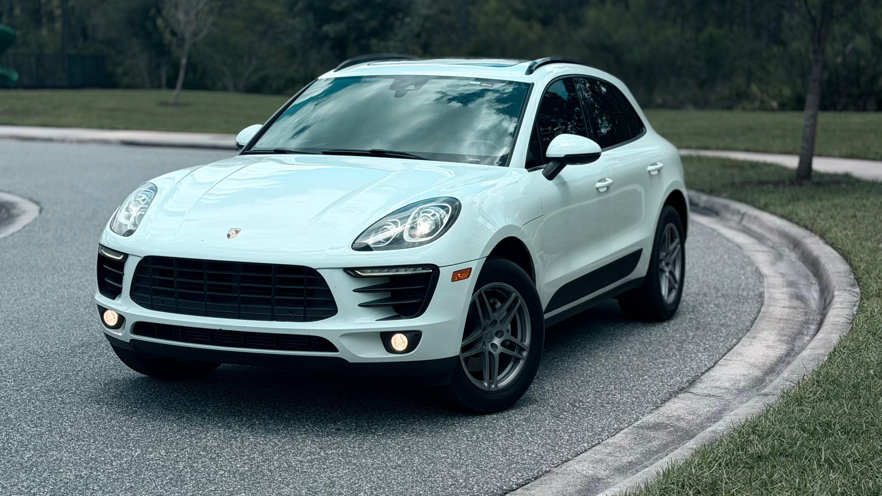 Porsche Macan 2018 in Orlando, FL