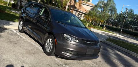 Chrysler Voyager 2023