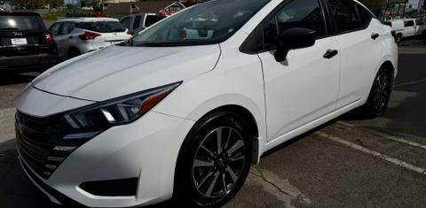 Nissan Versa 2024