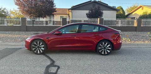 Tesla Model 3 2025