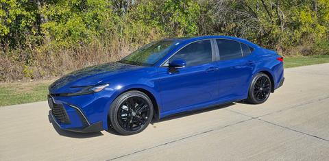 Toyota Camry Hybrid 2025