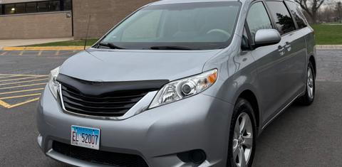 Toyota Sienna 2013
