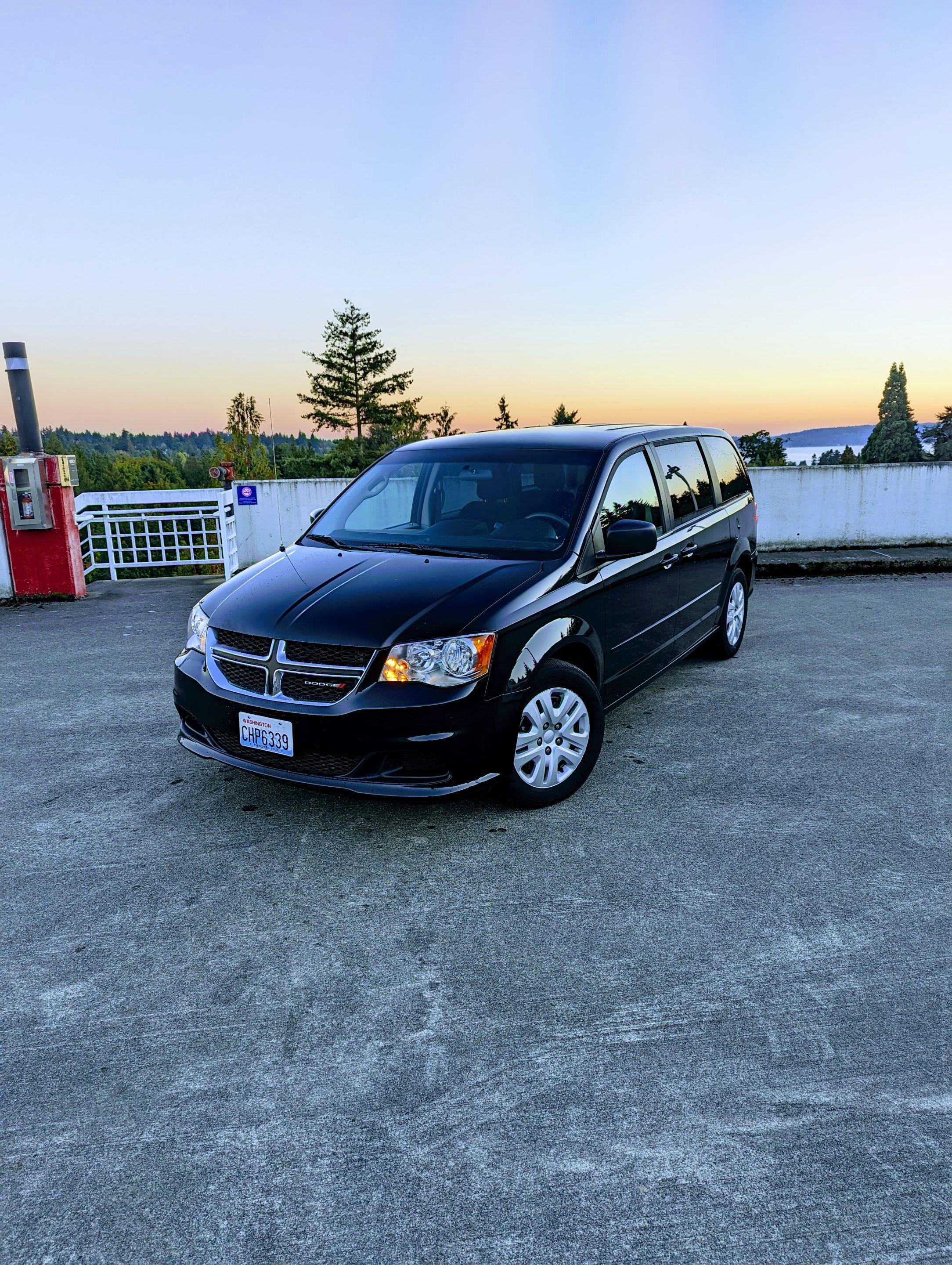 Dodge Grand Caravan 2014 in Normandy Park, WA