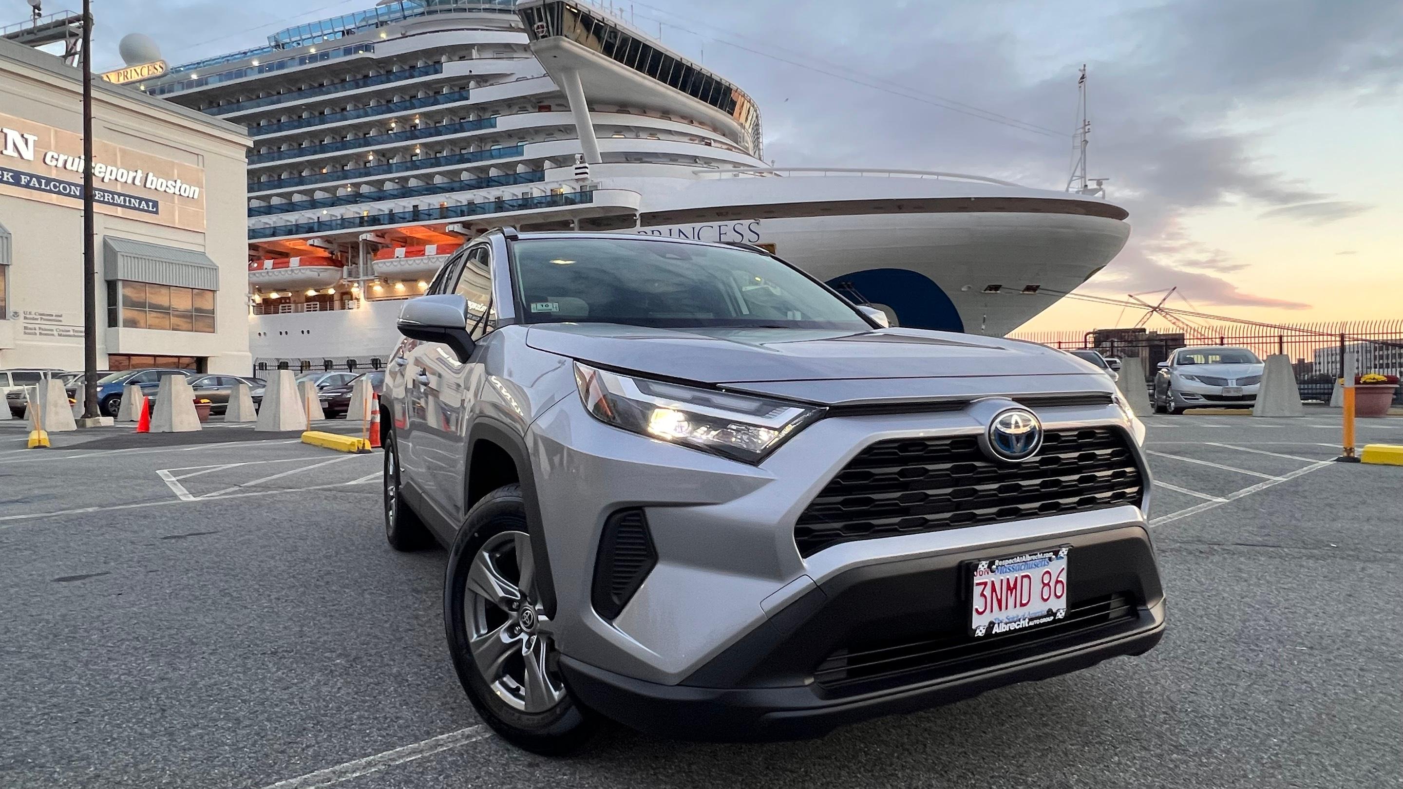 Toyota RAV4 Hybrid 2023 in 