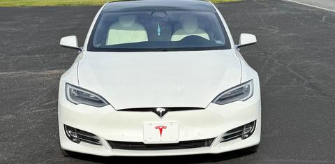 Tesla Model S 2020