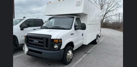 Ford Econoline 2016