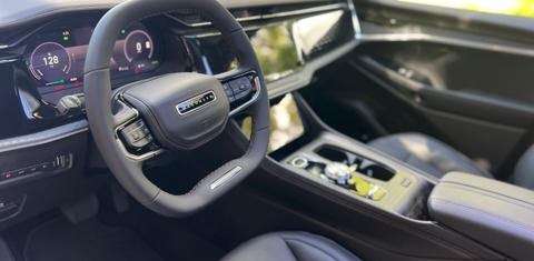 Jeep Wagoneer S 2025