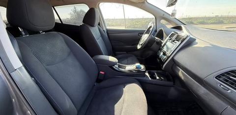 Nissan LEAF 2016