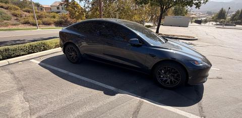 Tesla Model 3 2025