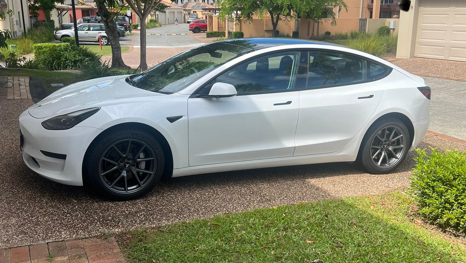 Tesla MODEL 3 2022 in Varsity Lakes