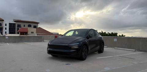 Tesla Model Y 2026