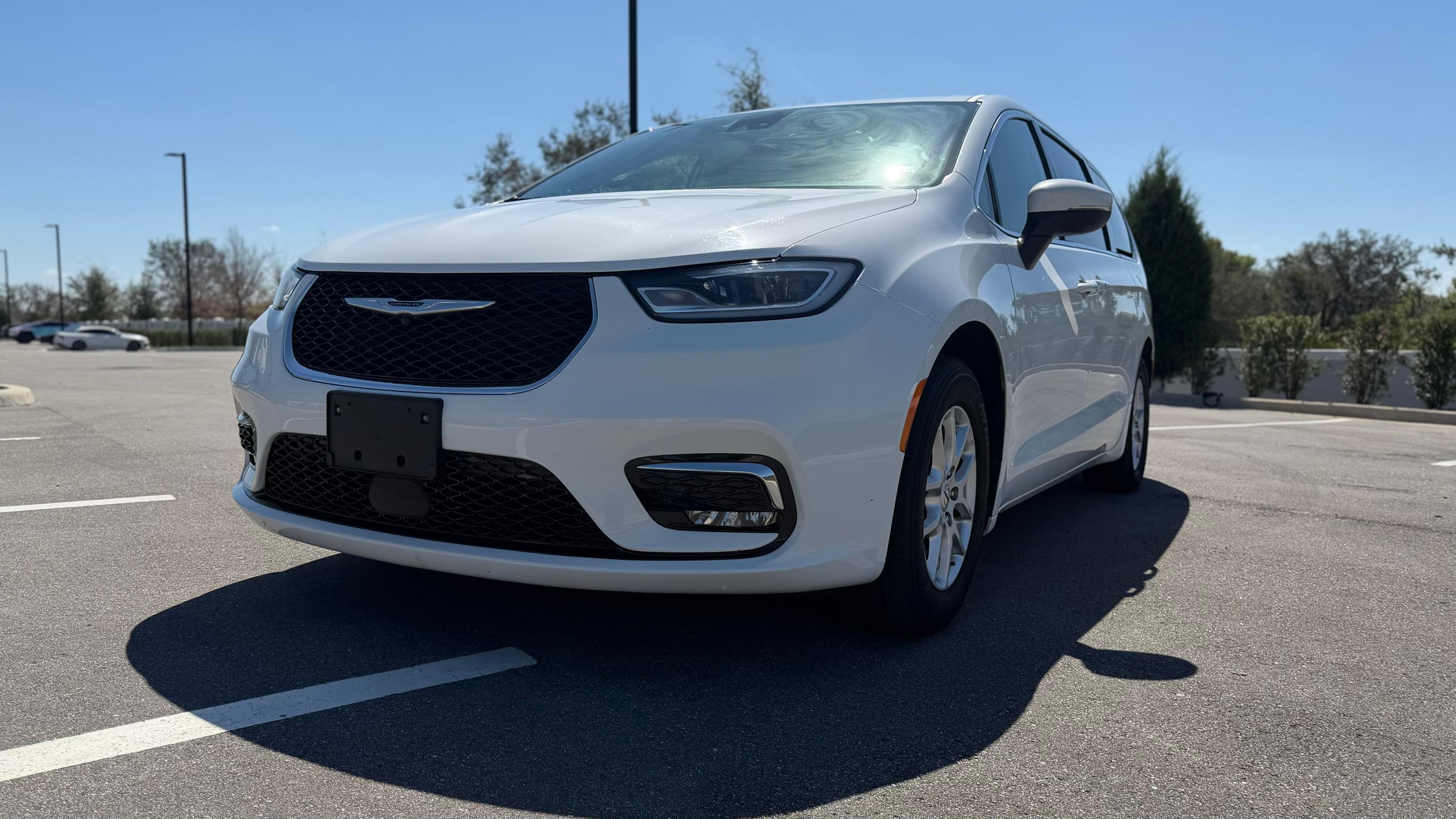 Chrysler Pacifica 2023 in Oakland, FL