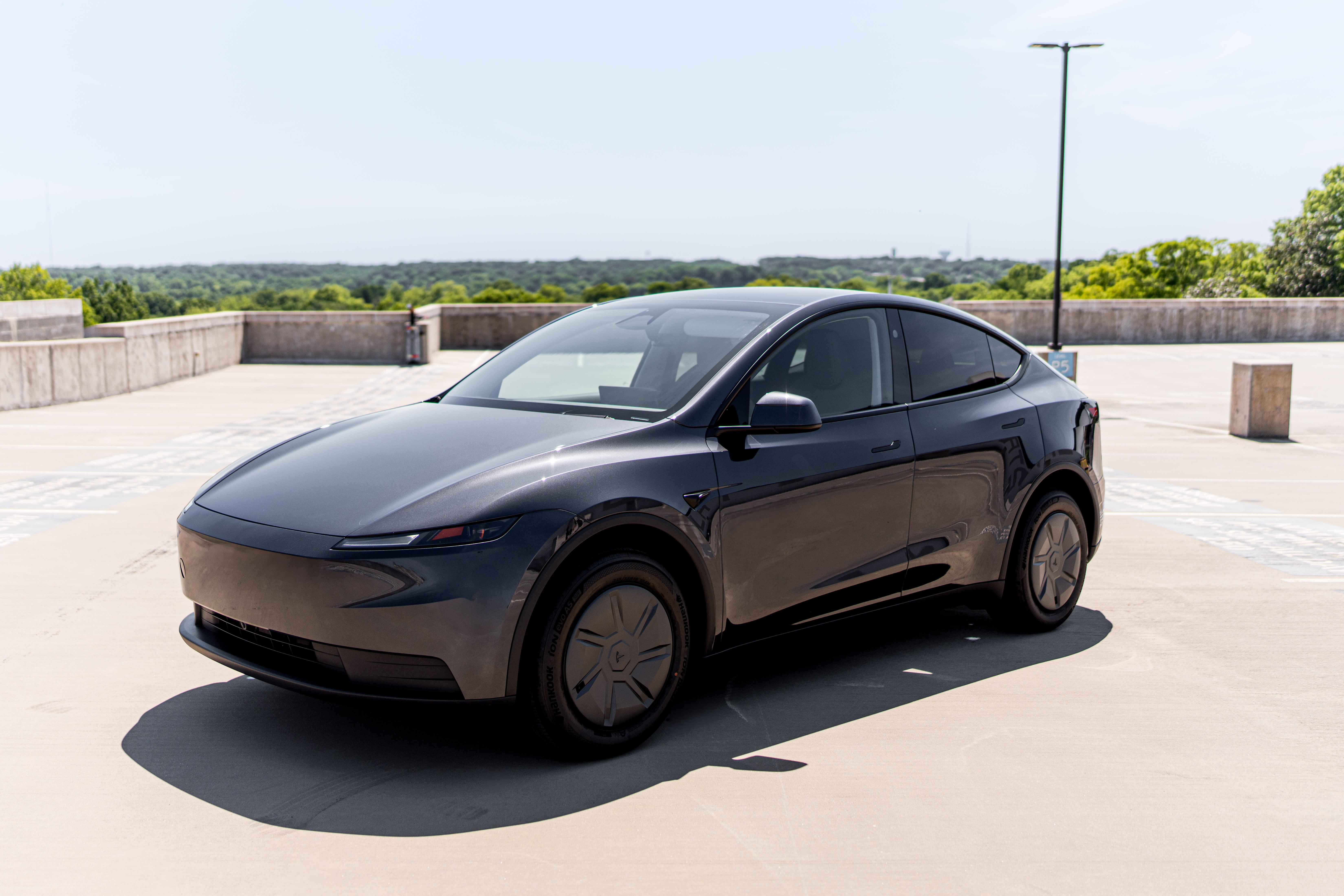 Tesla Model Y 2026 in Charlotte, NC