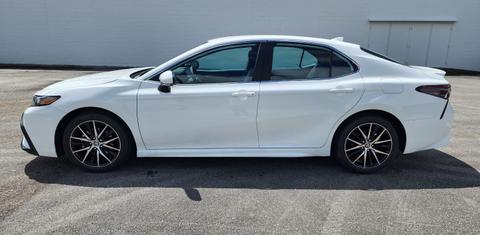 Toyota Camry 2023