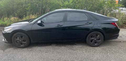 Hyundai Elantra 2022