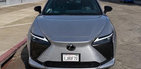 Lexus RZ 2023