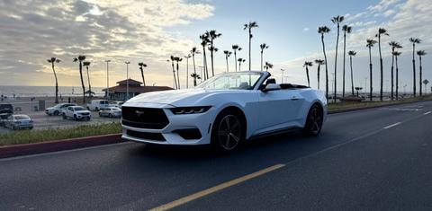 Ford Mustang 2024