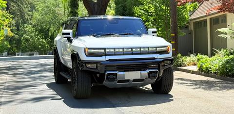 GMC HUMMER EV SUV 2025